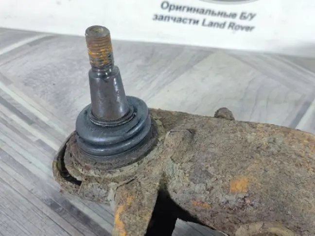 Рычаг передний нижний левый DISCOVERY 3/4 L319