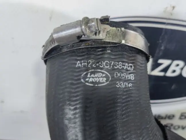 Патрубок интеркулера верхний Range Rover Sport 3.0