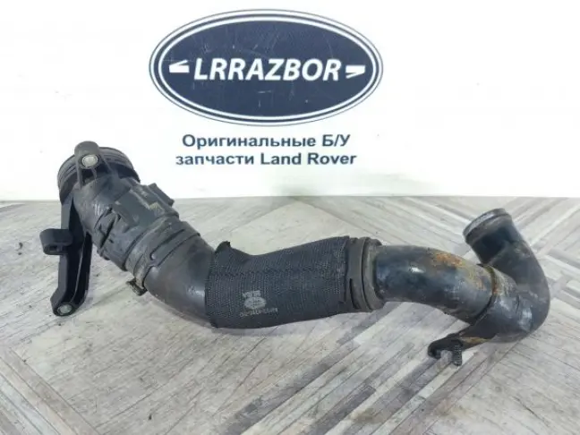 Патрубок охлаждения от блока Range Rover Sport 3.0