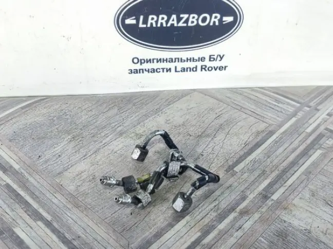 Трубка топливная Range Rover Sport 3.0