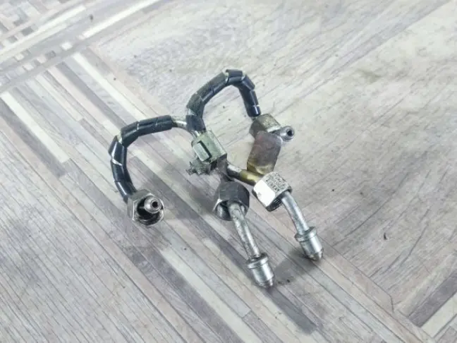 Трубка топливная Range Rover Sport 3.0