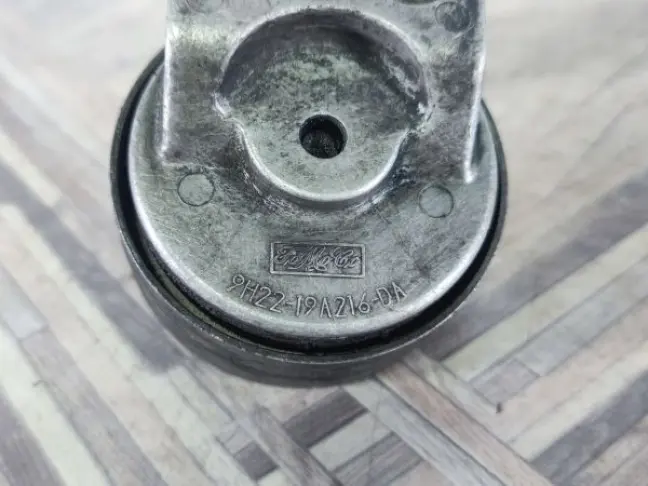 Ролик паразитный  DISCOVERY 4 3.0 306DT