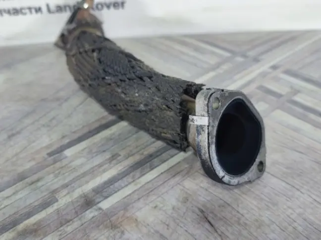 Трубка ЕГР левая выпускная DISCOVERY 4 3.0 306DT