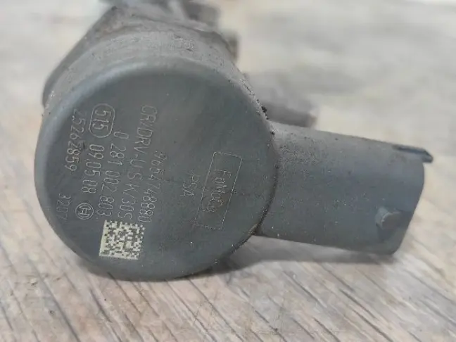 Топливная рампа Land Rover Freelander 2 2.2