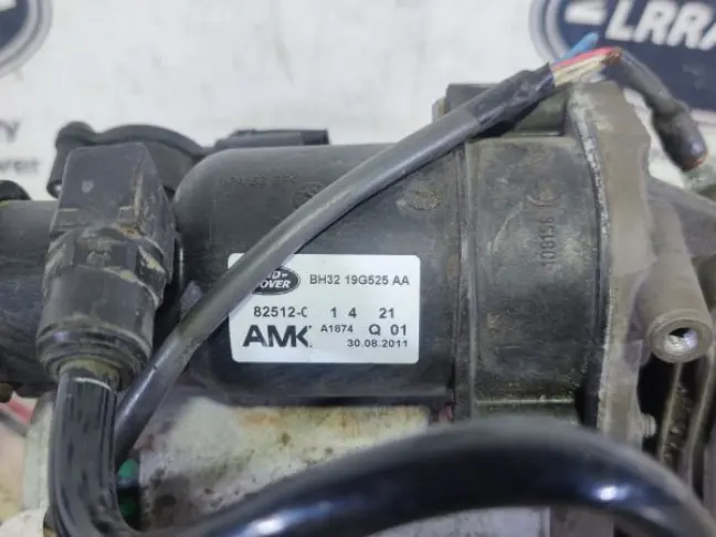 Компрессор пневмоподвески AMK L319/L320 05-13