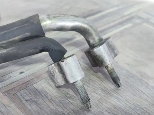 Трубка кондиционера DISCOVERY 4 L319 3.0