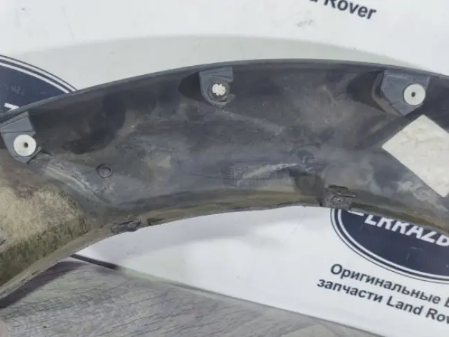 Молдинг заднего крыла левого DISCOVERY 3 L319