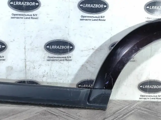 Молдинг задней левой двери DISCOVERY 4 L319