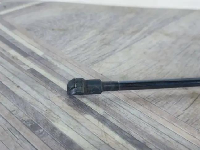 Амортизатор капота DISCOVERY 3/4 L319