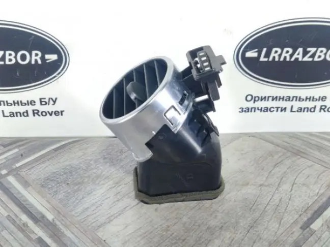 Дефлектор воздушный правый крайний Discovery 3