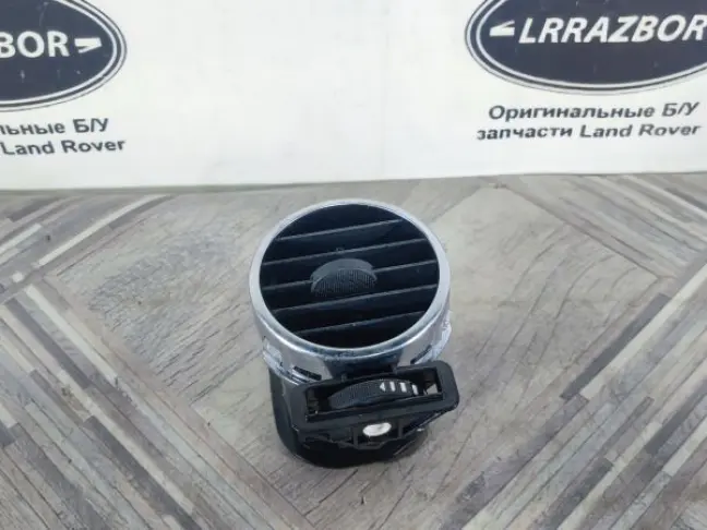 Дефлектор воздушный левый центральный Discovery 3