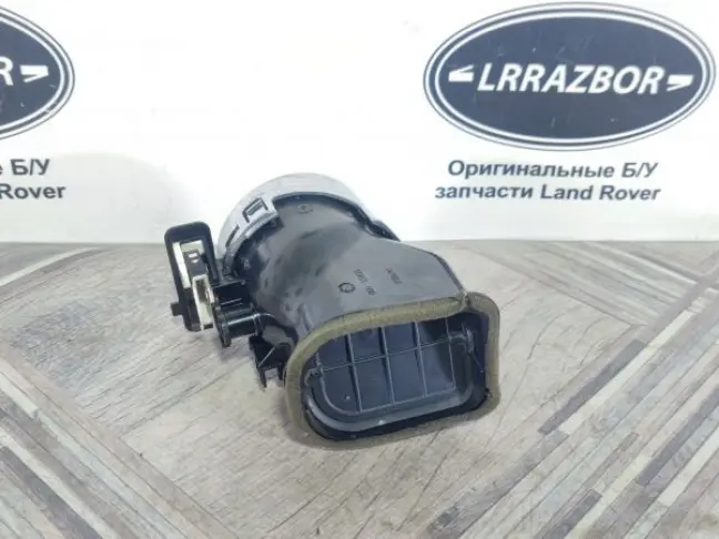 Дефлектор воздушный левый центральный Discovery 3