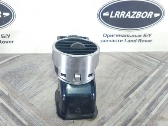 Дефлектор воздушный левый центральный Discovery 3