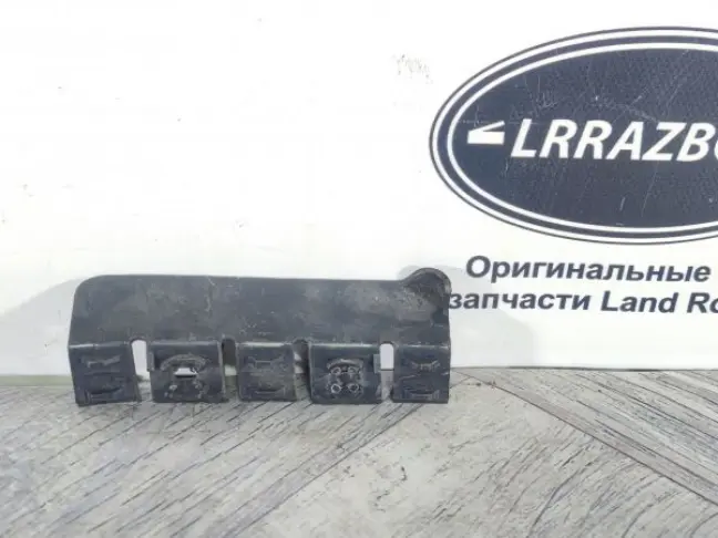 Кронштейн заднего бампера левый DISCOVERY 3 L319