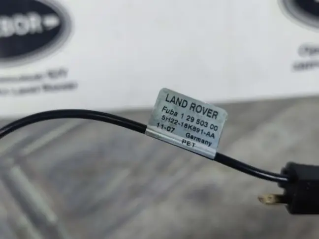 Антенна Land Rover Discovery 4 L319