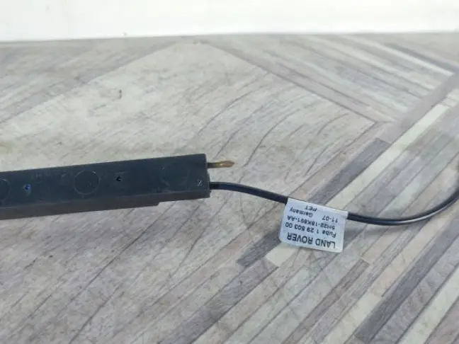 Антенна Land Rover Discovery 4 L319