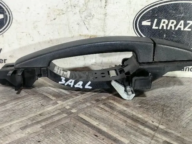 Ручка двери задняя левая DISCOVERY 3 L319 04-09