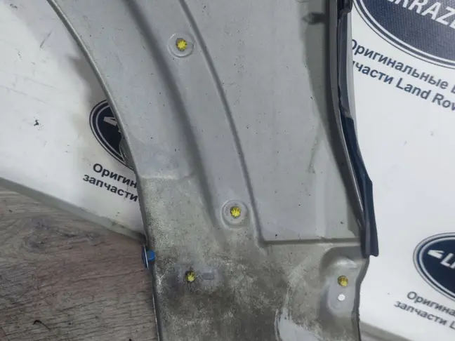 Крыло переднее правое DISCOVERY 3 L319 05-09