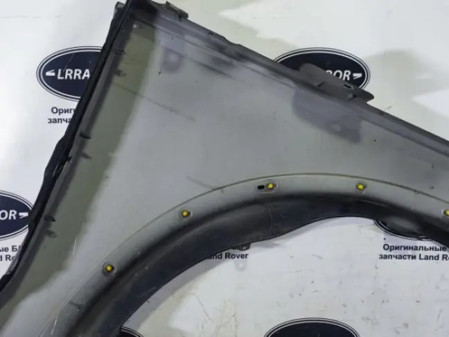Крыло переднее левое DISCOVERY 3 L319 05-09