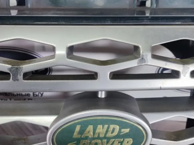 Решетка радиатора  DISCOVERY 4 L319 3.0