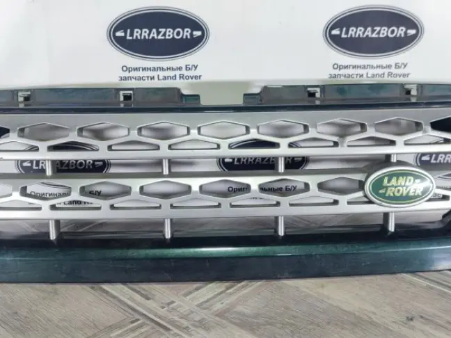 Решетка радиатора  DISCOVERY 4 L319 3.0