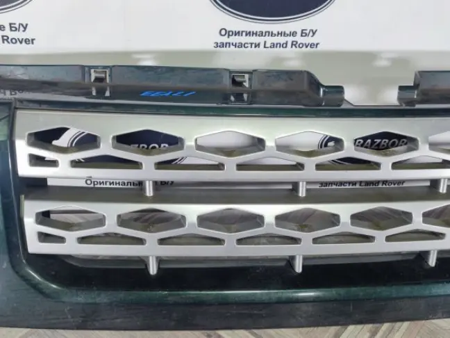 Решетка радиатора  DISCOVERY 4 L319 3.0