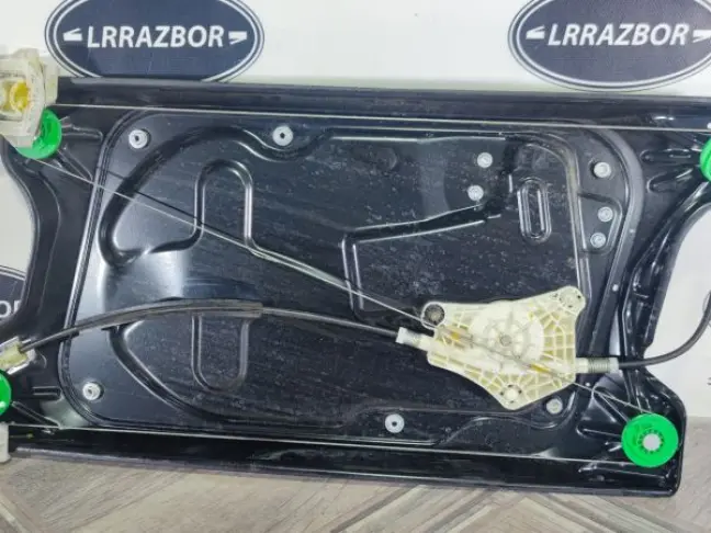 Стеклоподъемник передний правый DISCOVERY 4 L319