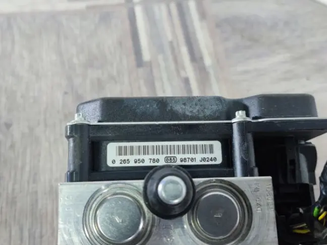 Блок управления ABS Land Rover DISCOVERY 4 L319