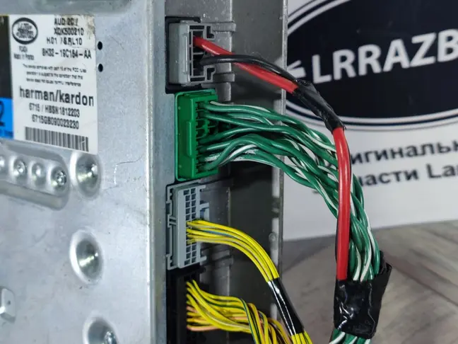 Усилитель музыки Land Rover DISCOVERY 4 L319 09-12