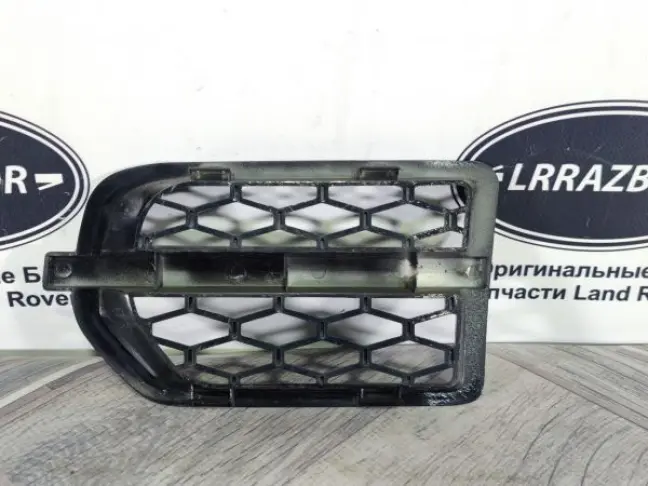 Решетка в крыло правая DISCOVERY 3 L319 05-09