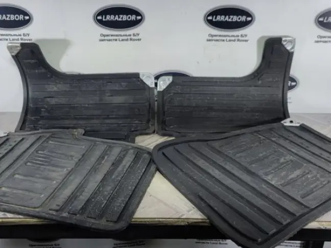 Коврик салона правый руль Range Rover L320