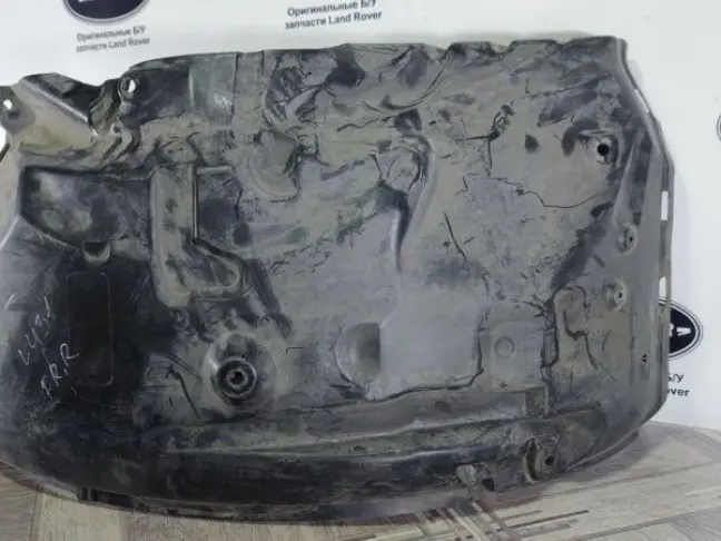 Подкрылок передний правый Range Rover Sport L320