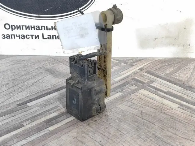 Датчик задний левый кузова Range Rover Sport L320