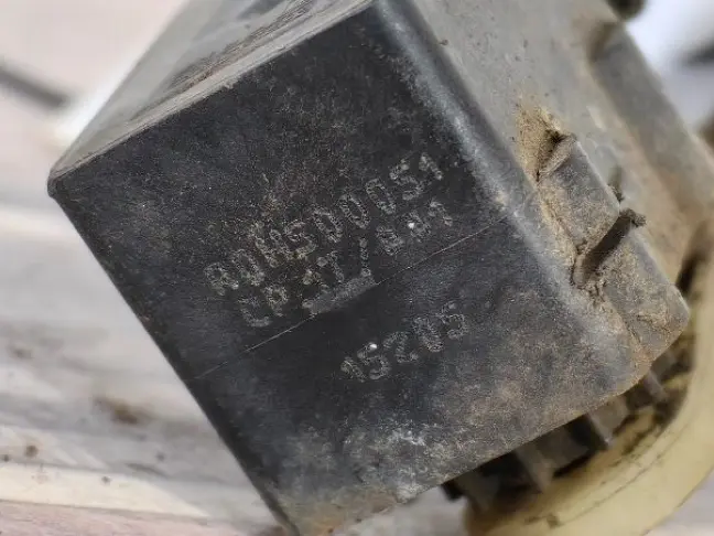 Датчик задний левый кузова Range Rover Sport L320