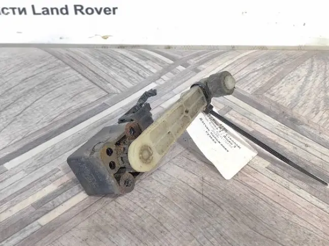 Датчик задний левый кузова Range Rover Sport L320