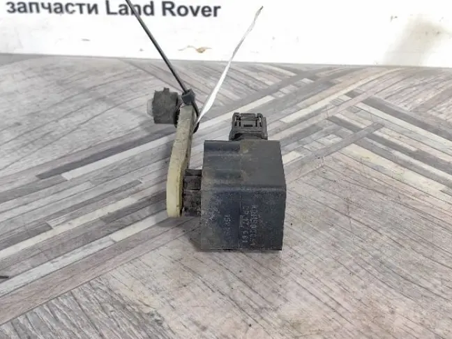 Датчик задний левый кузова Range Rover Sport L320