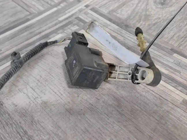 Датчик положения кузова передний RRS L320 дорест