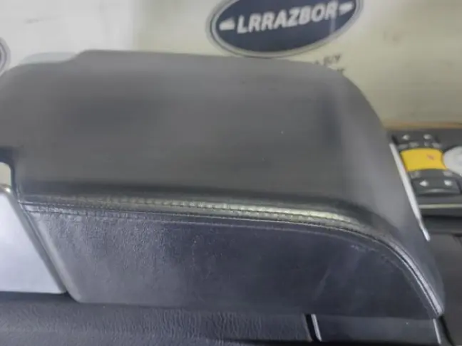 Консоль холодильник Range Rover Sport L320