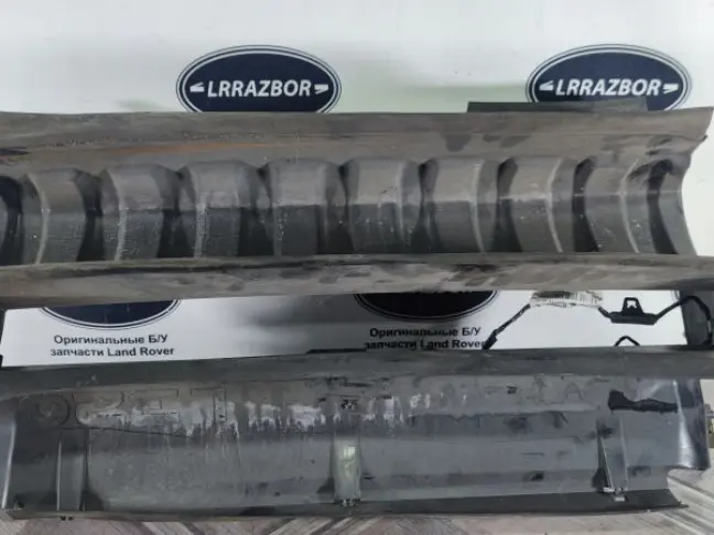 Диффузор центральный Range Rover L320 05-09