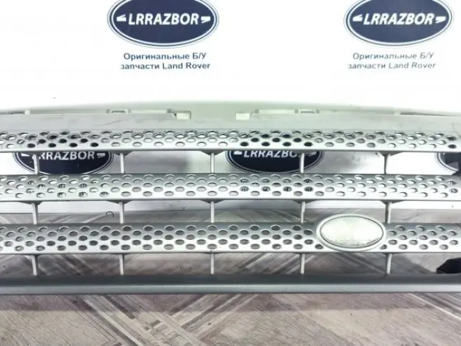 Решетка радиатора Range Rover Sport L320