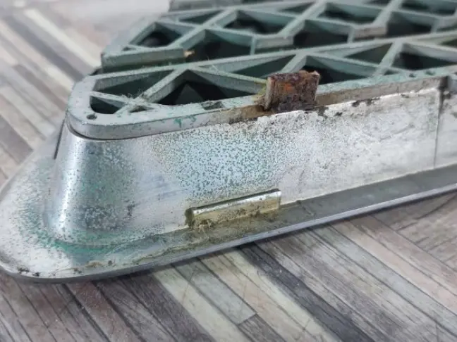 Жабры в крылья Land Rover Sport L320 2005-2009