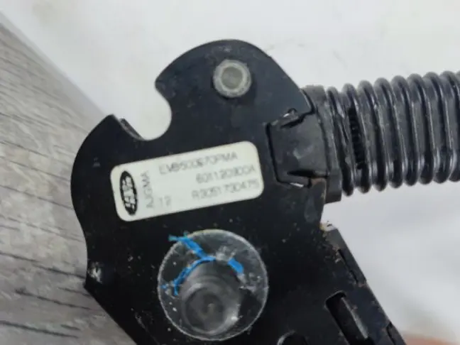 Преднатяжитель ремня безопасности DISCOVERY 3 L319