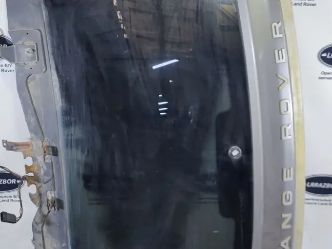 Стекло крышки багажника Range Rover Sport L320