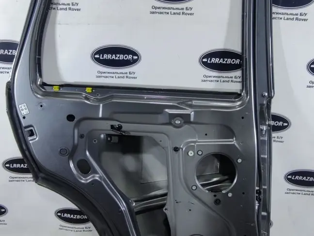 Дверь задняя левая Range Rover Sport L320 05-12
