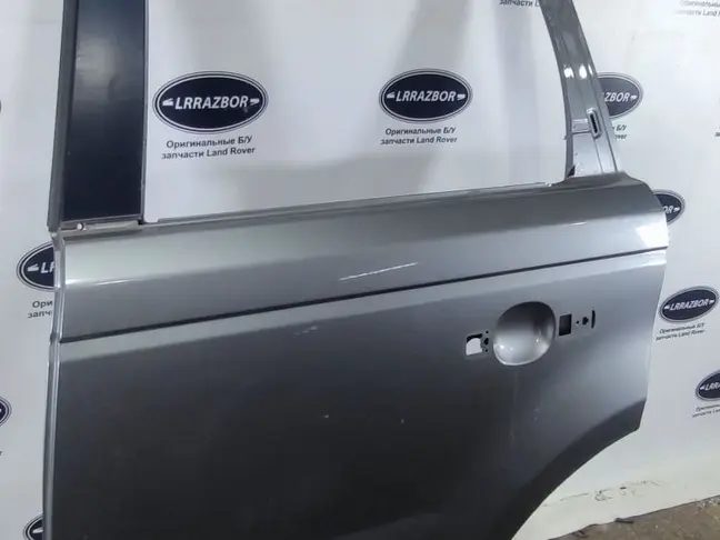 Дверь задняя левая Range Rover Sport L320 05-12