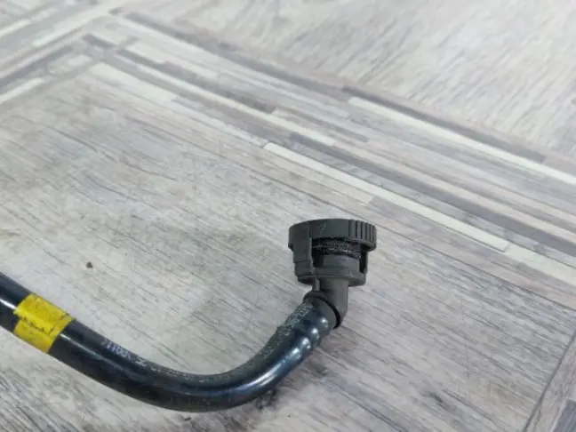 Трубка вентиляции картера Range Rover 4.2SC L320