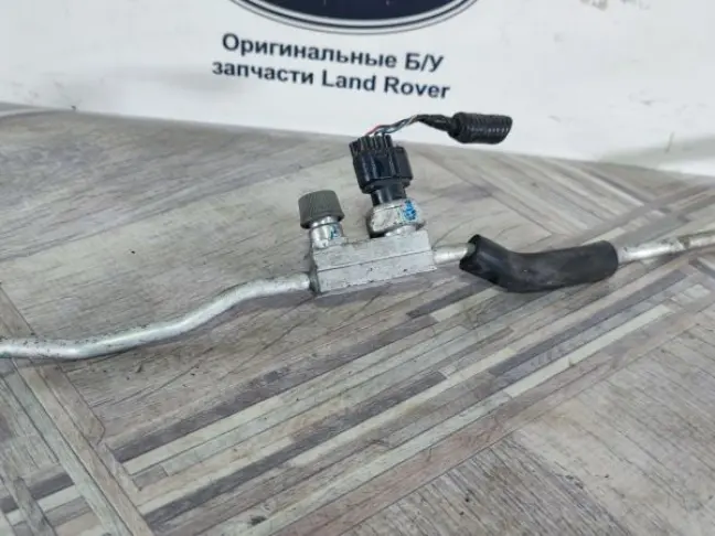 Трубка кондиционера Range Rover L320 4.2 428PS