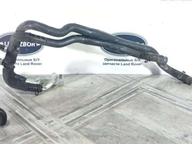 Патрубок отопителя Range Rover 4.2 428PS