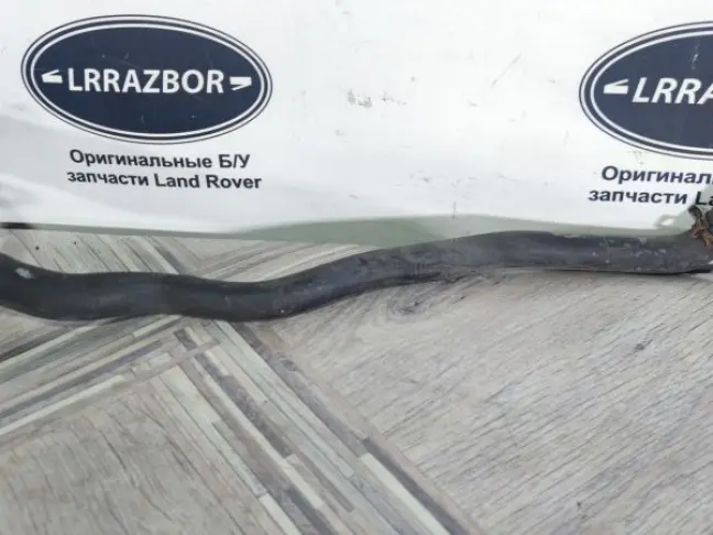 Патрубок радиатора верхний Range Rover 4.2 428PS