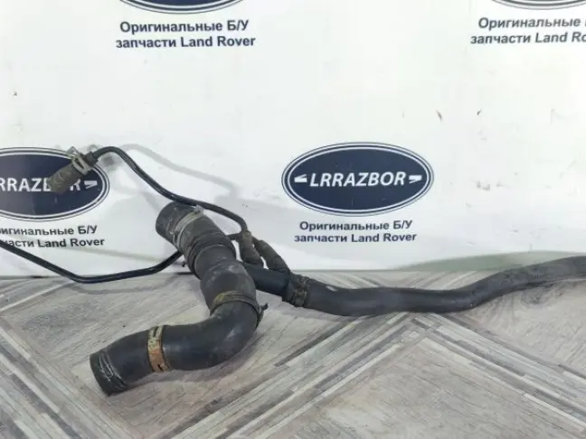 Патрубок радиатора верхний Range Rover 4.2 428PS